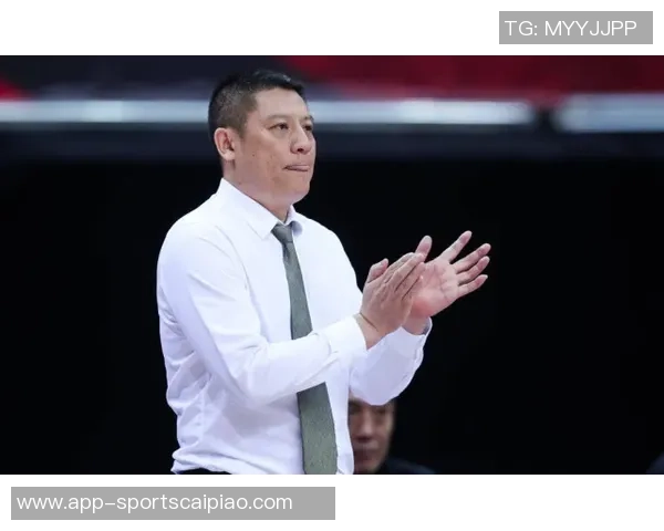 青岛青训总监徐长锁因病离世享年54岁深感惋惜 青岛青训总监徐长锁因病离世享年54岁深感惋惜